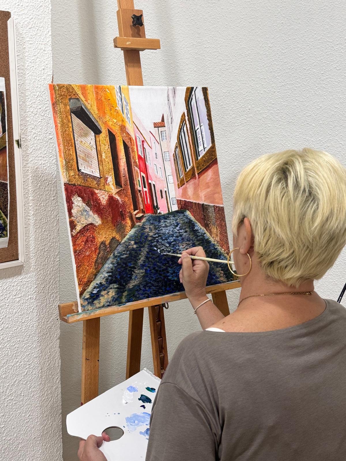 clases de pintura para adultos en Granada en Academia Artemisa