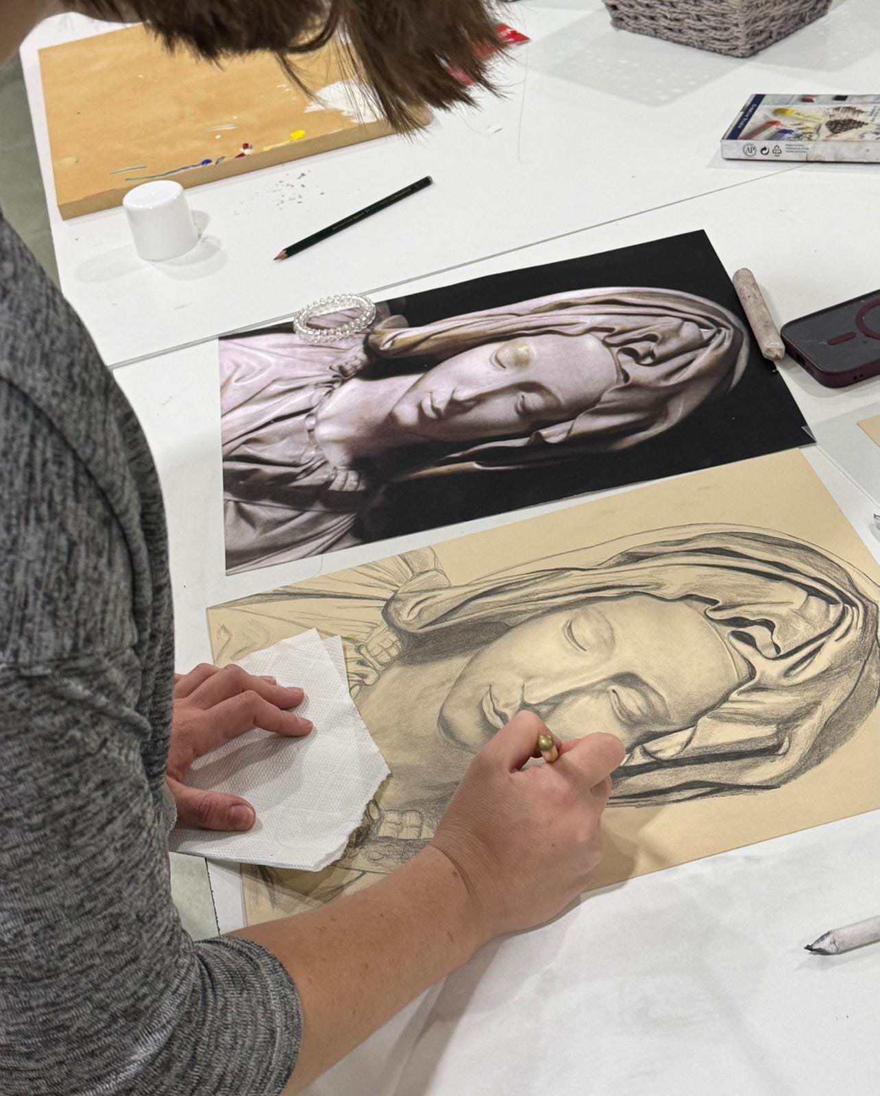 clases de arte en Granada en Academia Artemisa